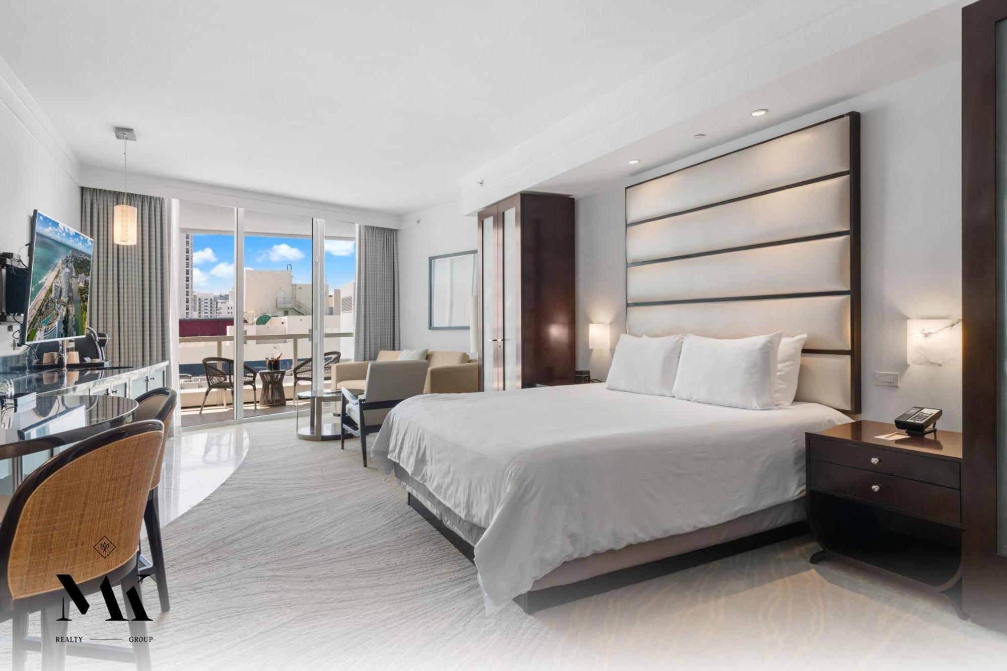 Fontainebleau Resort Balcony W Ocean And City View マイアミビーチ エクステリア 写真