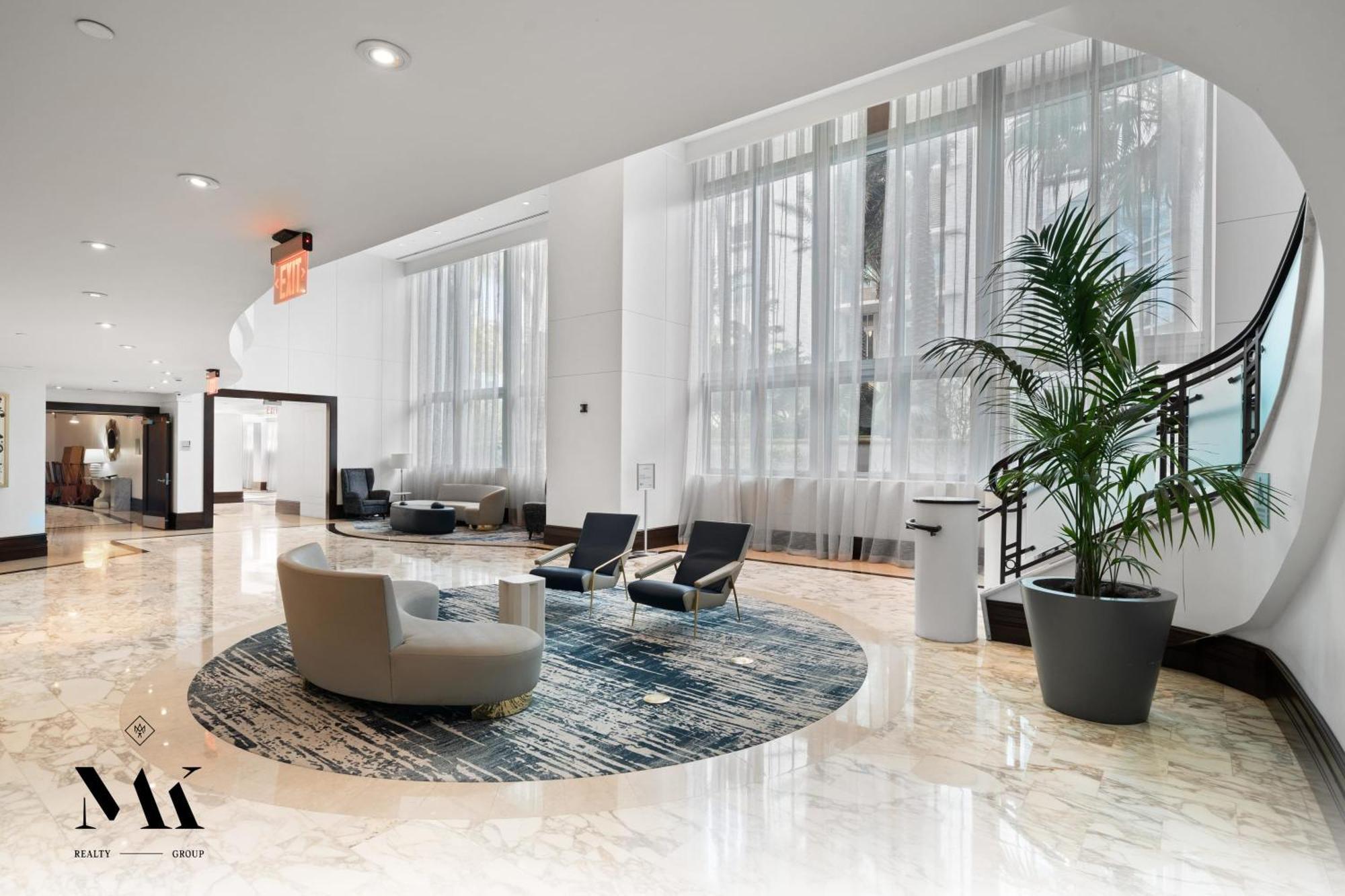 Fontainebleau Resort Balcony W Ocean And City View マイアミビーチ エクステリア 写真